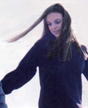 chanel3.jpg (7776 bytes)